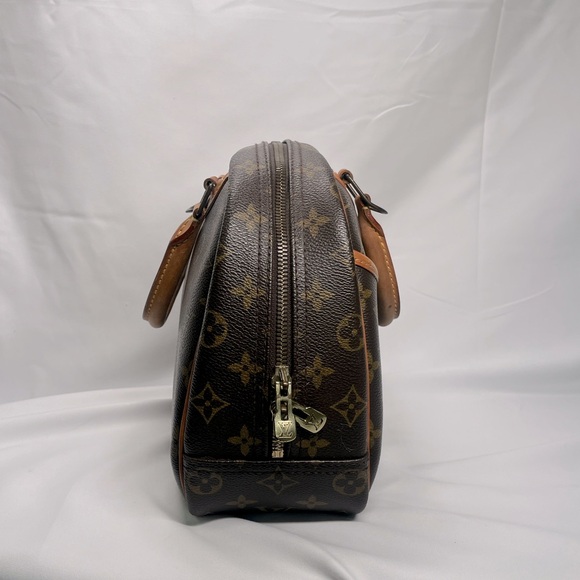 Louis Vuitton Trouville top handle bag classic has return - Picture 6 of 16